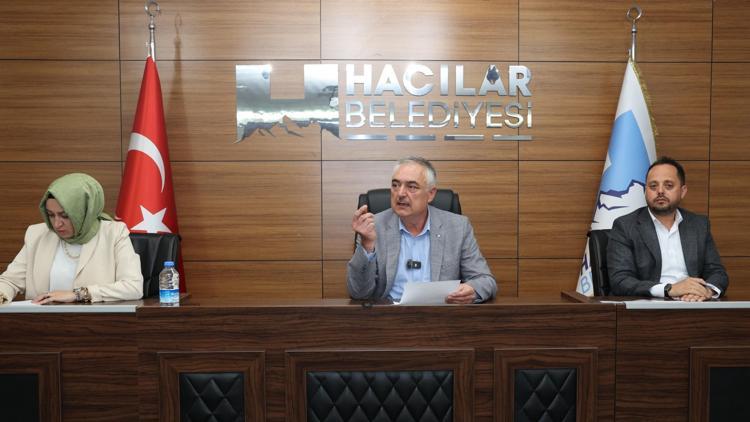 Hacılar meclisinde 4 gündem maddesi karara bağlandı