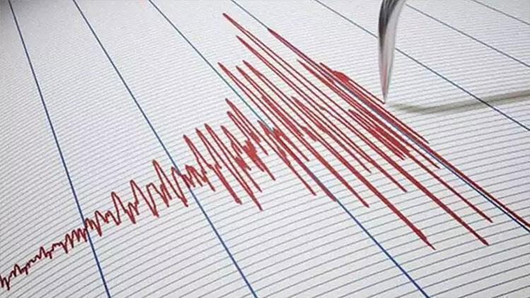 Tokyoda 5,4 büyüklüğünde deprem