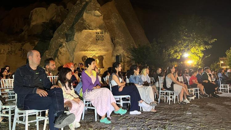 Kapadokyada, Türk ve Rus müzikleri ile konser verildi