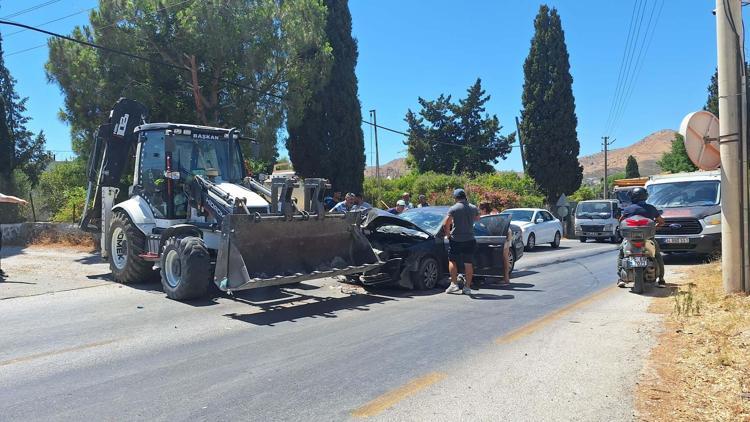 Bodrumda kepçe ile otomobil çarpıştı: 1 ölü