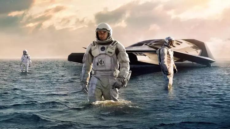 Yıldızlararası oyuncuları konusu nedir, oyuncuları kimler Yıldızlararası (Interstellar) filmi ne zaman çekildi Tekrar izleyici karşısında