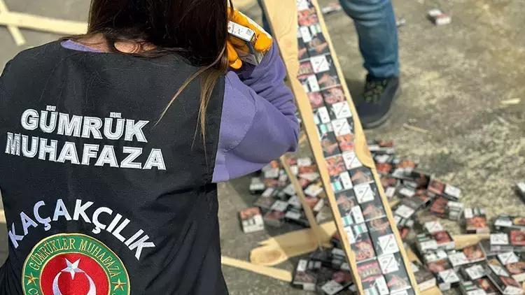 İzmirde gümrükte rüşvet operasyonu