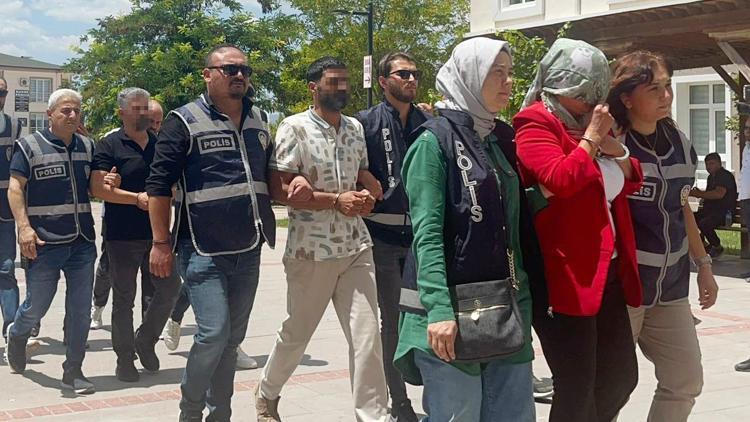 Burdurda fuhuş operasyonu: 4 gözaltı