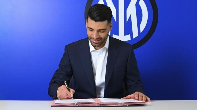 Mehdi Taremi, Intera transfer oldu