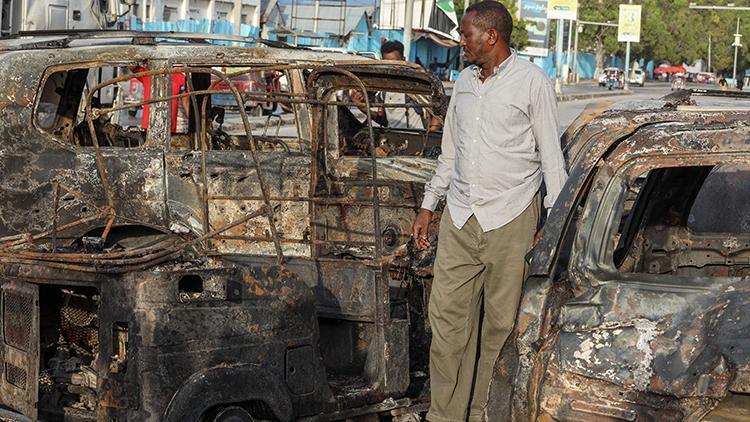 Somali’de bomba yüklü araçla saldırı: 5 kişi öldü, 20 yaralı var