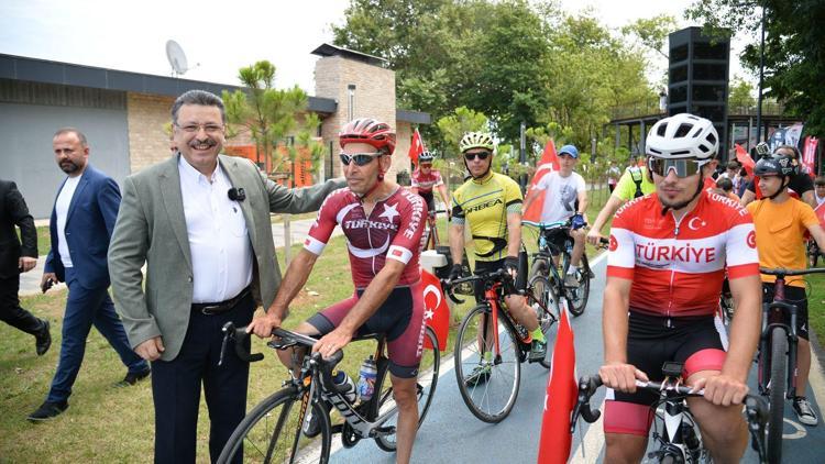 Pedallar 15 Temmuz kahramanları için çevrildi