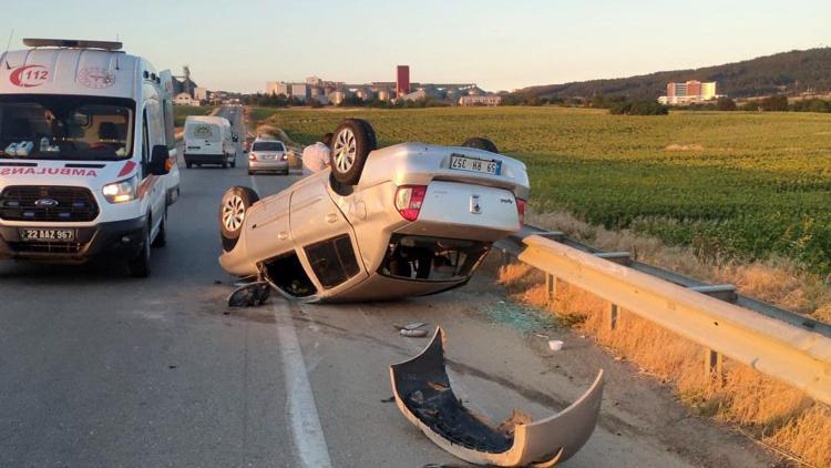 Edirne’de 2 otomobil çarpıştı: 4 yaralı