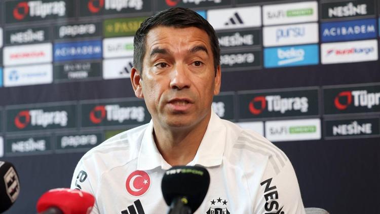 Beşiktaş Teknik Direktörü Giovanni van Bronckhorst, transferlerden memnun Tecrübeli oyuncular aldık...