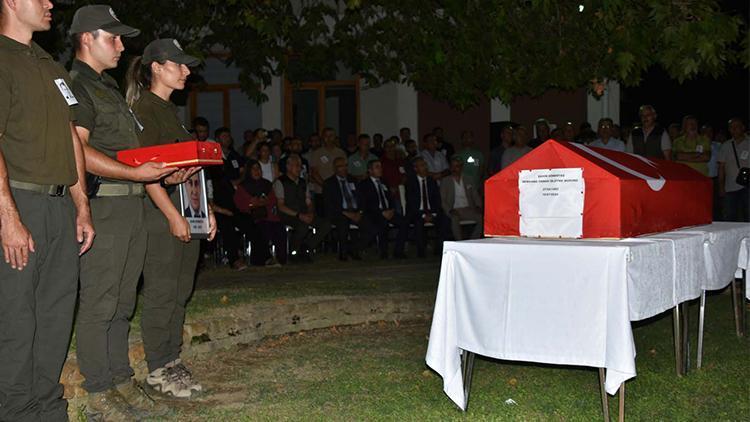 Yangına müdahale ederken şehit olan orman işletme müdürü için tören düzenlendi