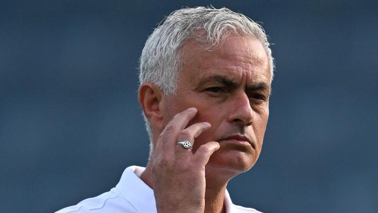 Fenerbahçede Jose Mourinho çıtayı yükseltti: İlk hedef Şampiyonlar Ligi Bütün kupalarda var olacağız