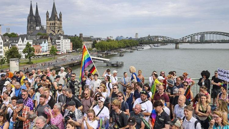 Köln’de CSD Etkinliğine 1 milyon destek