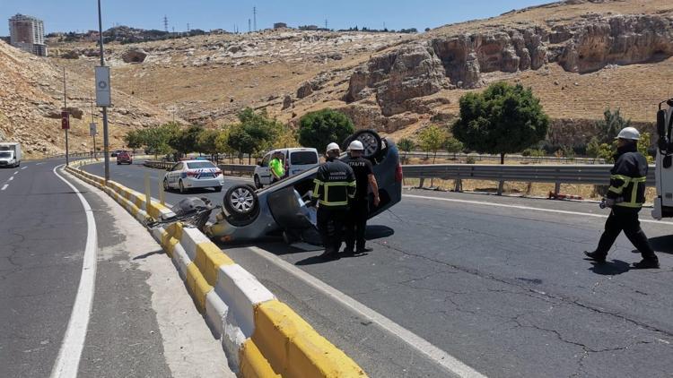 Mardin’de takla atan otomobilin sürücüsü yaralandı