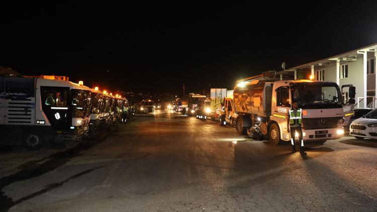 Bursa Büyükşehir Belediyesinden daha temiz bir Bursa için gece mesaisi