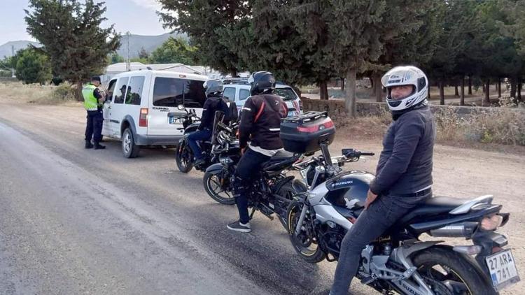 Gaziantep’te, motosiklet ve araç denetimi