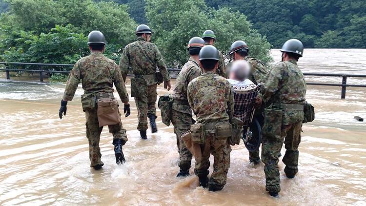 Şiddetli yağışlar Japonya’yı vurdu: Ölü sayısı 2’ye yükseldi, kayıp 2 kişi aranıyor