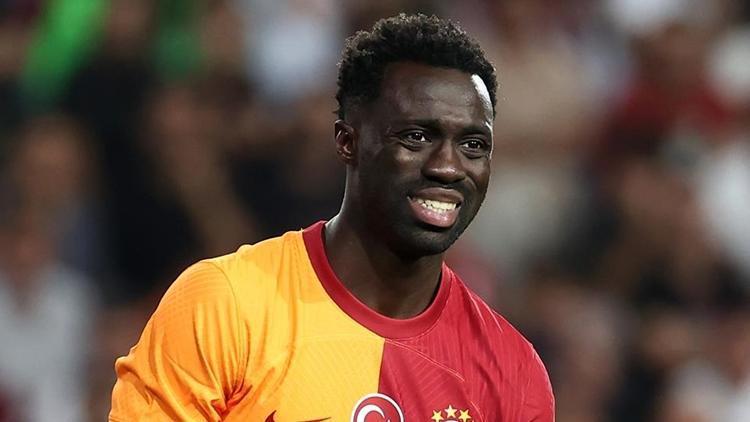 Galatasaraylı Davinson Sancheze Avrupadan dev talipler