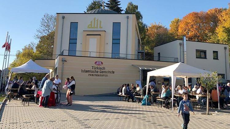 Eyalet hükümetinden Pfaffenhofen DİTİB Camii’ne ziyaret