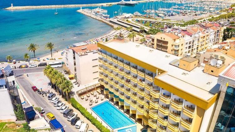 Kaliteli hizmet mutlu tatil Palm Otel’de