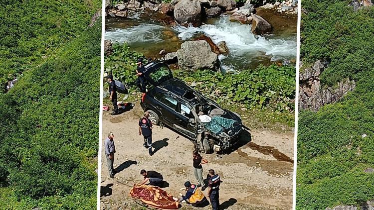 Uçuruma yuvarlanan cipteki 2 kişi yaşamını yitirdi