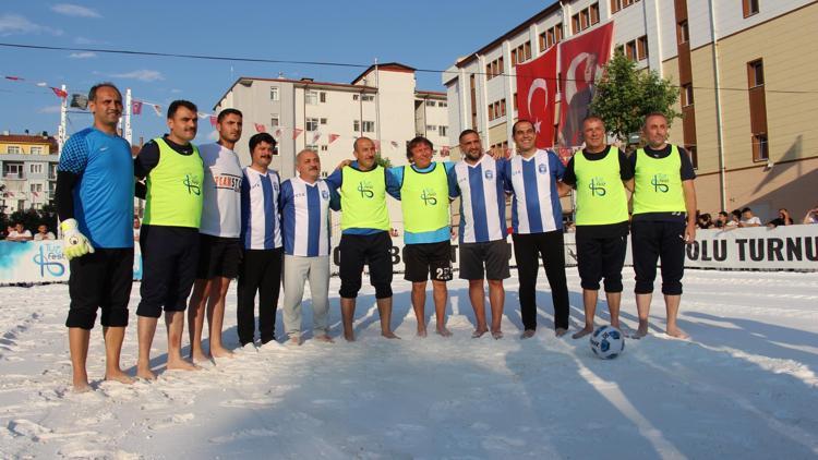 Çankırı’da tuz zeminde futbol turnuvası düzenlendi