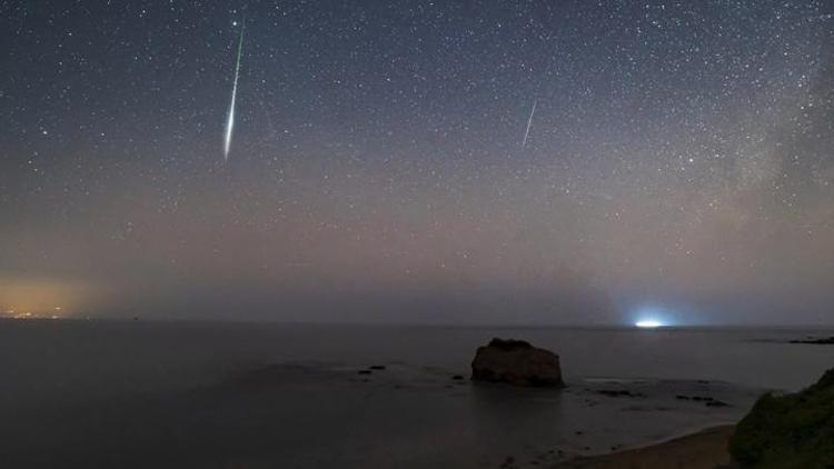 Perseid meteor yağmuru 12 Ağustosta... Saniyede 59 kilometre hızla atmosfere girecek, ateş topları gibi görünecek