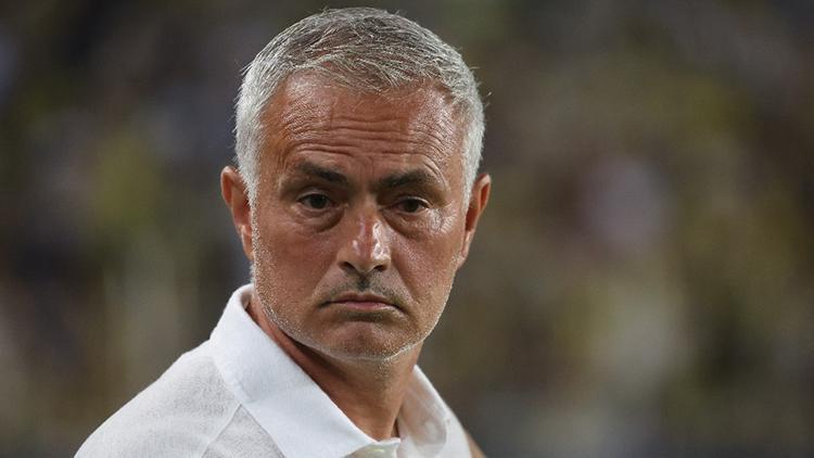 Mourinho’dan ezeli rakiplerine taş: Galatasarayı izleyince bazı şeyleri anladım