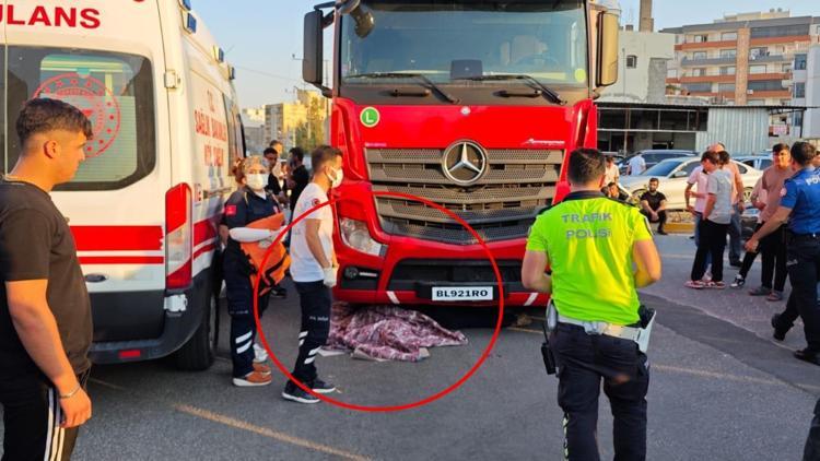 Mardin’de yolun karşısına geçmek isterken TIR’ın çarptığı kadın, öldü