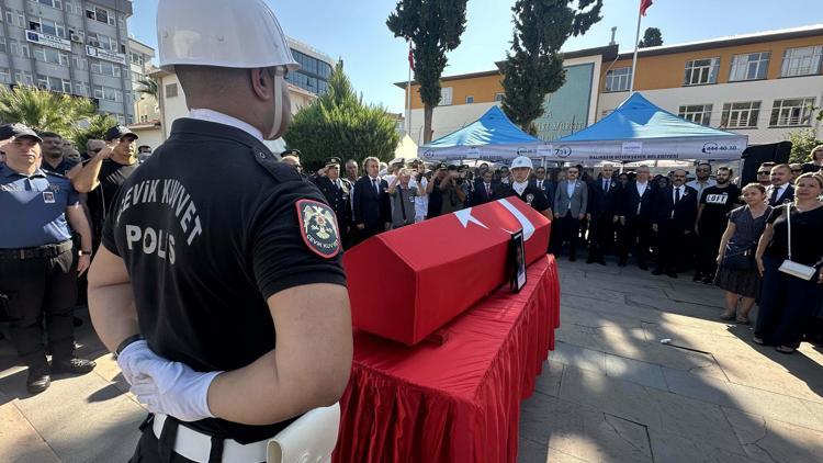 Kalp krizinden ölen Komiser Yardımcısının cenazesi düzenlenen törenin ardından memleketine gönderildi