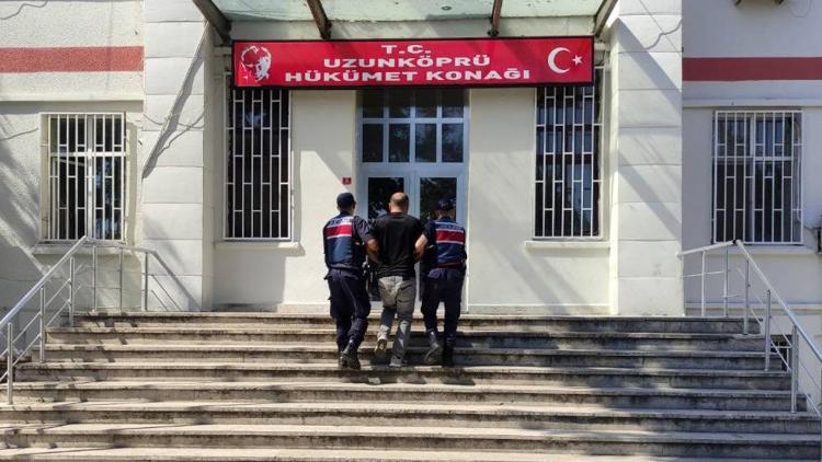 Edirne’de 15 yıl hapisle aranan hükümlü yakalandı