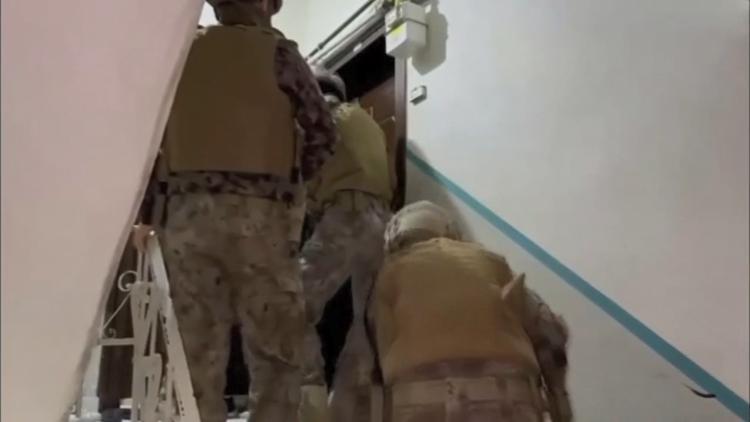 �stanbul'da hara� �etesine operasyon: 8 g�zalt�