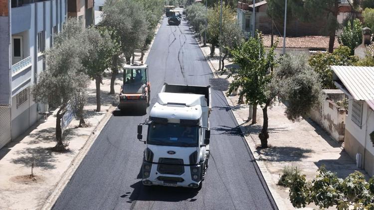 Aydında sıcak asfalt serimi çalışmaları sürüyor