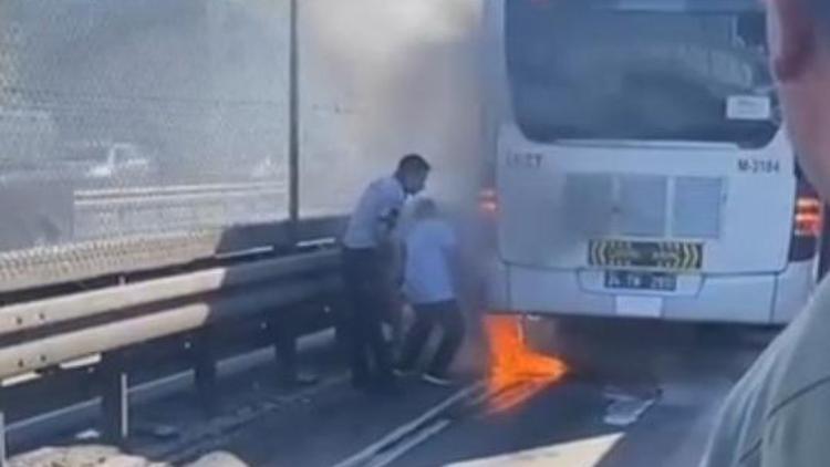 İstanbul-Küçükçekmecede metrobüste yangın