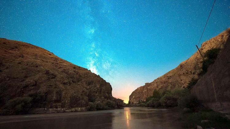 Erzincanlı yönetmen, Perseid meteor yağmurunu görüntüledi