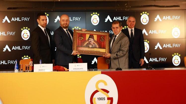 AHL Pay, Galatasaray Futbol Takımı’nın forma şort sponsoru oldu