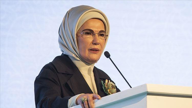 Emine Erdoğandan Malazgirt Zaferi mesajı