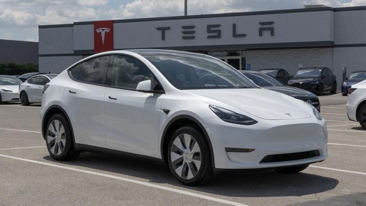 Tesla Model Yde fırsatçılık İkinci eli sıfırından pahalı