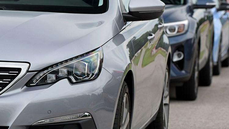 Mart ayında trafiğe kaydı yapılan araç sayısı arttı Mart ayında trafiğe kaydı yapılan araç sayısı arttı