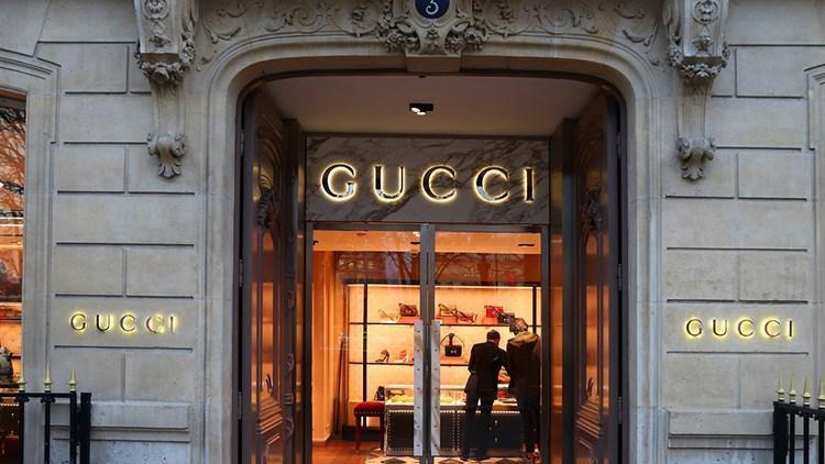 Gucci satışlarının azalmasıyla Kering hisseleri sert düştü Gucci satışlarının azalmasıyla Kering hisseleri sert düştü