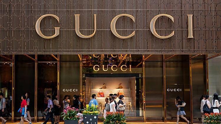 Fransız moda devinin hisseleri sert düştü... Bir günde 7 milyar euro kayıp