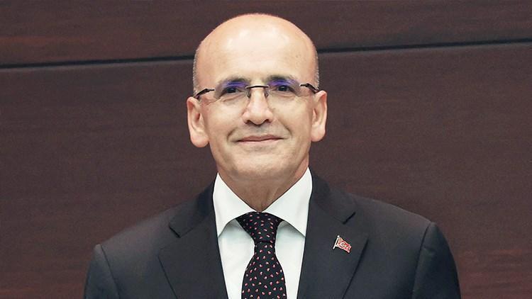 Bakan Şimşekten Fitch açıklaması: Türkiyenin sağlam ekonomi politikaları gücünü yansıtıyor