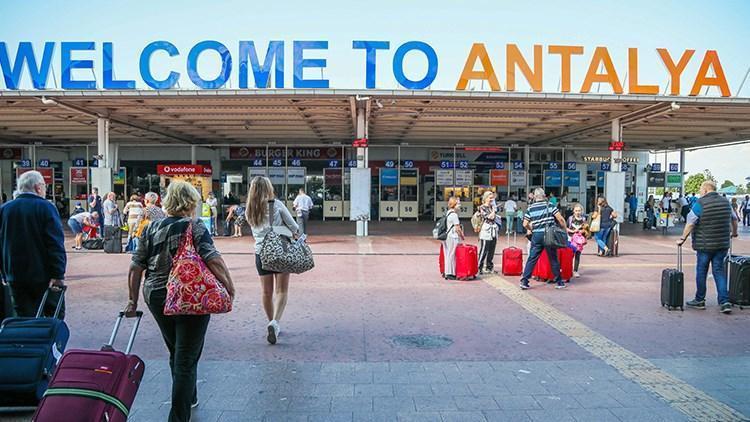 Antalyada turizm rekoru kırıldı