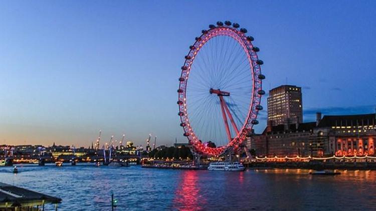 İngilterenin ekonomisi beklentileri şaşırtmıyor