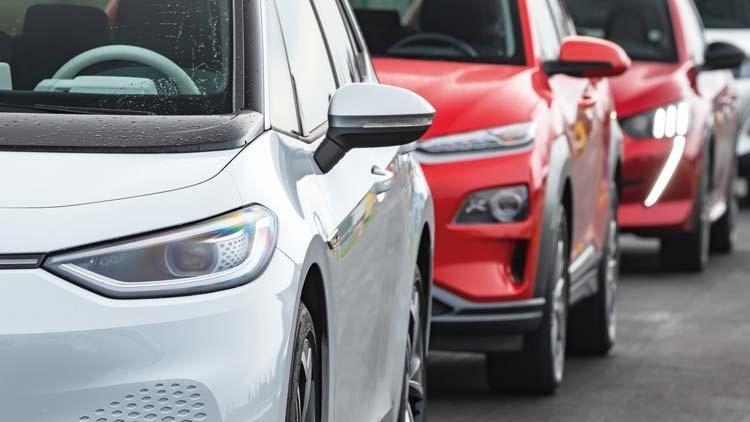 Tesla, Model S ve Model X fiyatlarını bir kez daha düşürdü Tesla, Model S ve Model X fiyatlarını bir kez daha düşürdü