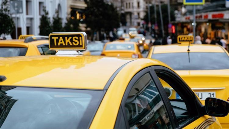 İstanbulda toplu ulaşıma zam geldi