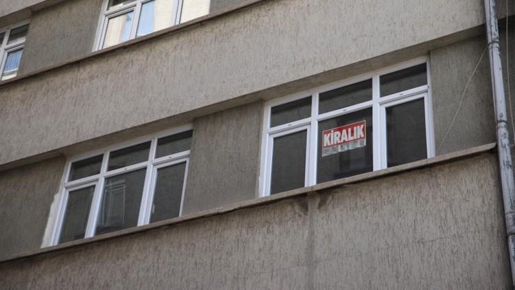 Fırsatçılar kiraları yüzde 400 artırdı Fırsatçılar kiraları yüzde 400 artırdı