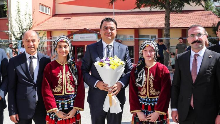 Vali Köklü, Reşadiye ve Başçiftlik ilçelerini ziyaret etti