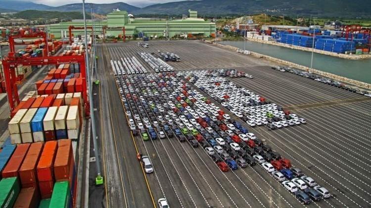 Otomotivde salgın öncesi aylık ortalamaya ulaşıldı Otomotivde salgın öncesi aylık ortalamaya ulaşıldı