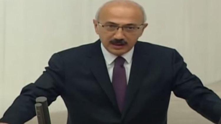 Lütfi Elvan TBMMde yemin etti