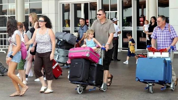 Yabancı ziyaretçi sayısında 50 milyonu görürüz Yabancı ziyaretçi sayısında 50 milyonu görürüz