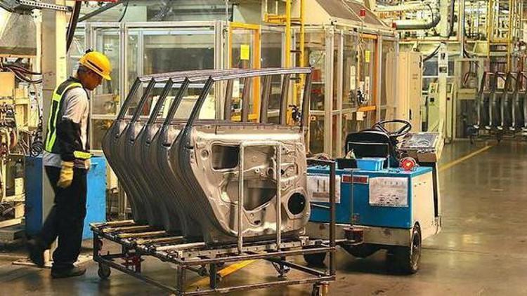 Türkiye 97 bin yabancıya iş kapısı oldu